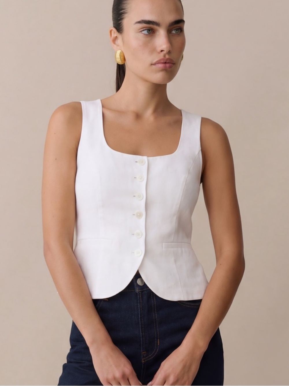 Kourt Lola white linen button front vest NWT size 6